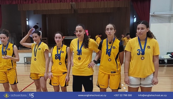 Senior Girls’ Basketball Team Secures Third Place in National Competition